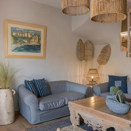 Magnificent Kefalonia Chalker 3 Bedrooms Seafront *