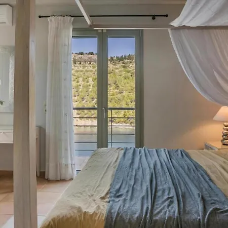 Villa Magnificent Kefalonia Chalker 3 Bedrooms Seafront Asos