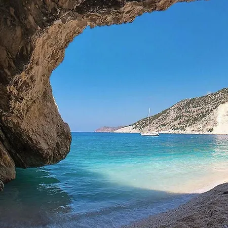 Chalker: Seafront Kefalonia Retreat With Pool And Sea Views *